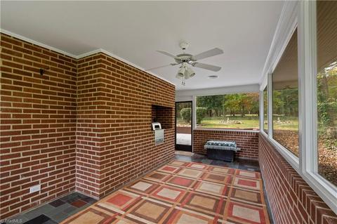 105 Shadow Valley Rd, High Point, NC 27262 photo 20