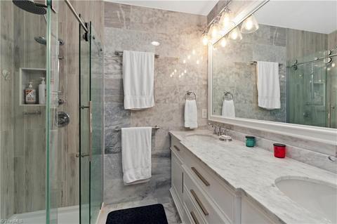 105 Shadow Valley Rd, High Point, NC 27262 photo 17