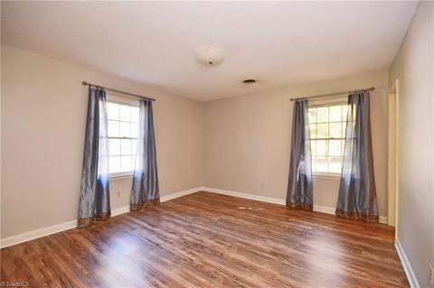 181 Friendly Ln, Pilot Mountain, NC 27041 photo 18