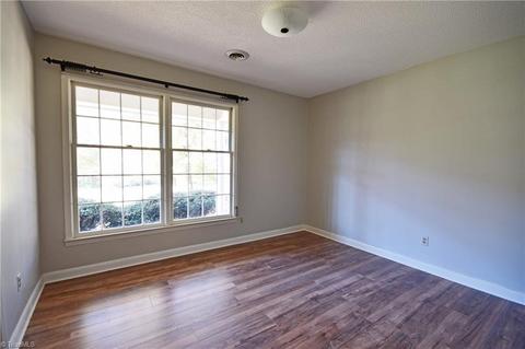 181 Friendly Ln, Pilot Mountain, NC 27041 photo 20