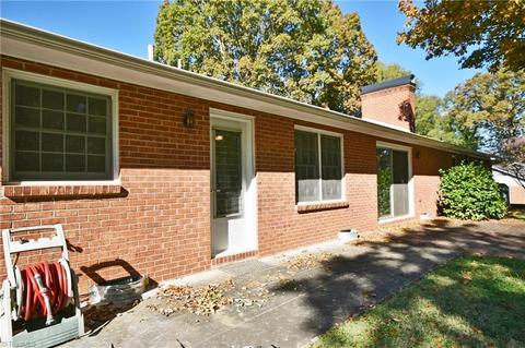 181 Friendly Ln, Pilot Mountain, NC 27041 photo 28