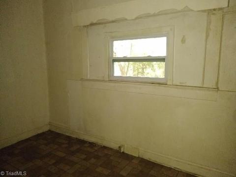 407 Vine St, High Point, NC 27262 photo 14