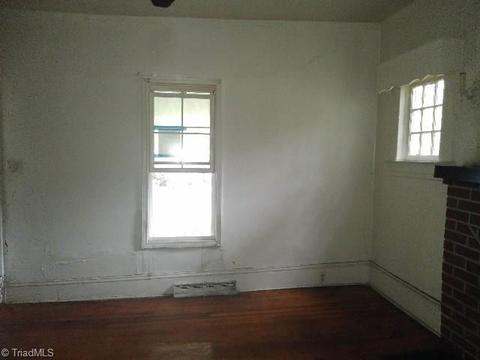407 Vine St, High Point, NC 27262 photo 19