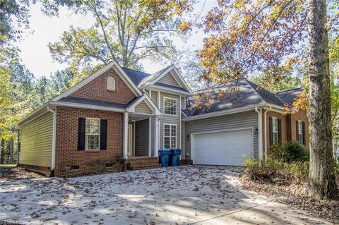 165 Covington Dr, Advance, NC 27006 photo 2