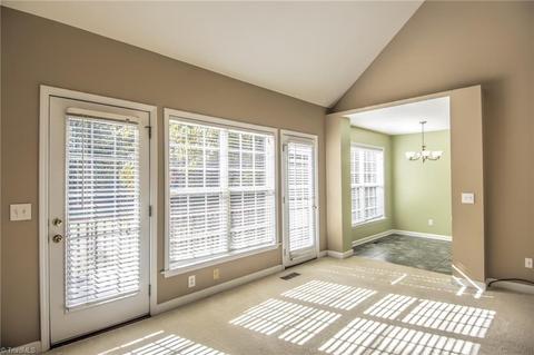 165 Covington Dr, Advance, NC 27006 photo 8