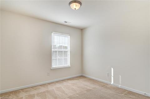 853 Hedgepath Ter, High Point, NC 27265 photo 23