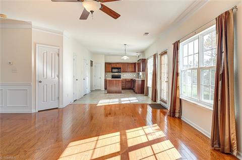 853 Hedgepath Ter, High Point, NC 27265 photo 10
