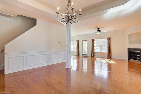 853 Hedgepath Ter, High Point, NC 27265 photo 7