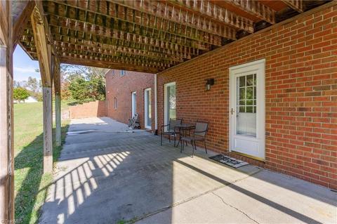 3701 Brandon Dr, High Point, NC 27265 photo 27