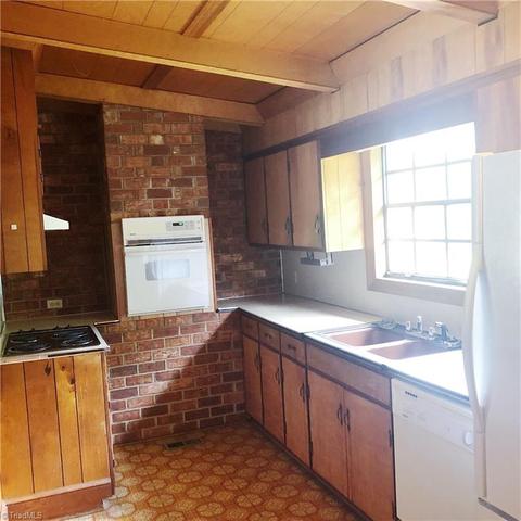 3945 Johnson St, High Point, NC 27265 photo 5