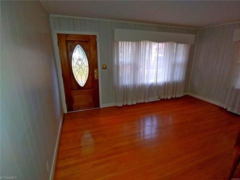 821 Hampton St, Eden, NC 27288 photo 8