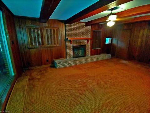 821 Hampton St, Eden, NC 27288 photo 10