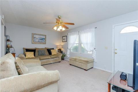 1604 Gavin Dr, High Point, NC 27260 photo 5