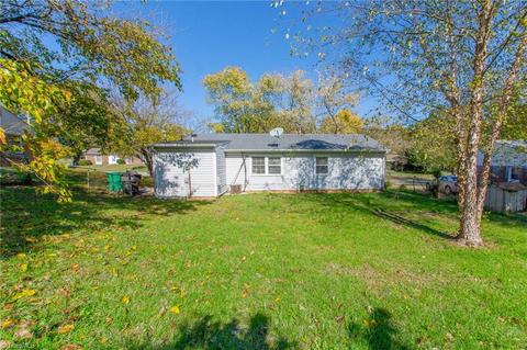 1604 Gavin Dr, High Point, NC 27260 photo 20