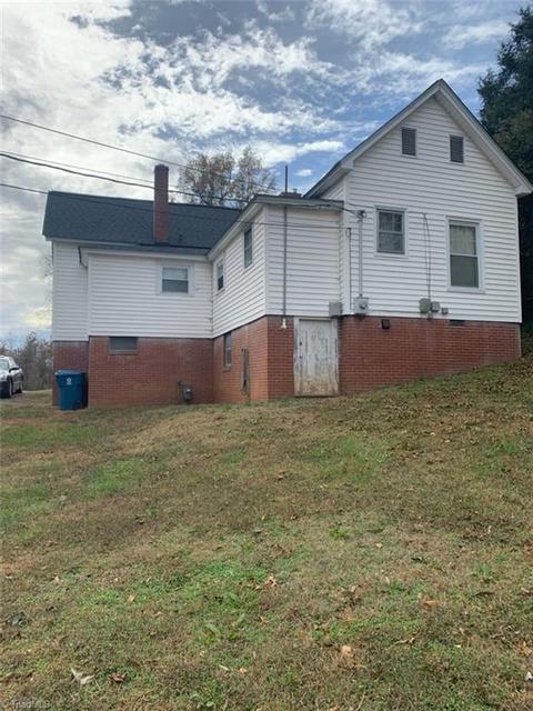 243 Main St, Cooleemee, NC 27014 photo 2