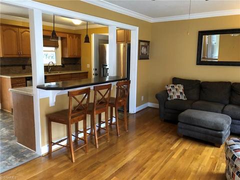 522 Hampton Dr, King, NC 27021 photo 5