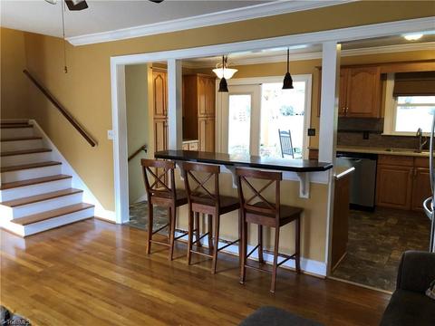 522 Hampton Dr, King, NC 27021 photo 6
