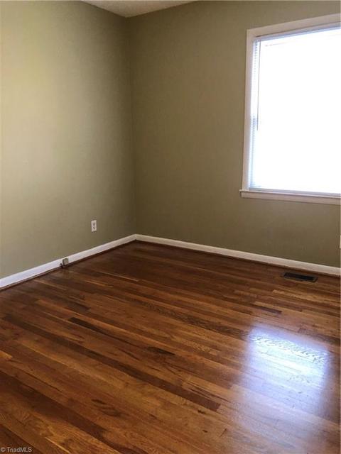 522 Hampton Dr, King, NC 27021 photo 15