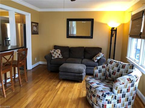 522 Hampton Dr, King, NC 27021 photo 4