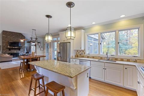 3908 Wesseck Rd, High Point, NC 27265 photo 9