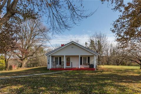 893 Bert Cockerham Rd, Elkin, NC 28621 photo 17