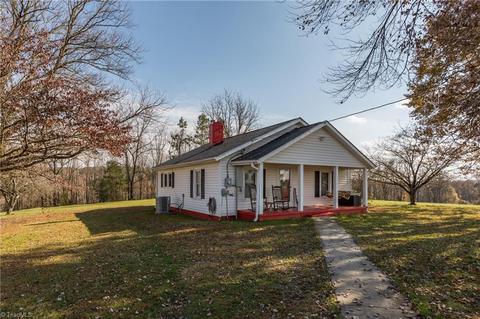 893 Bert Cockerham Rd, Elkin, NC 28621 photo 1