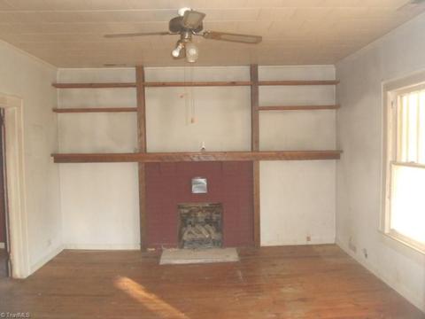 736 Old Camp Rd, Denton, NC 27239 photo 2