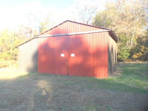 736 Old Camp Rd, Denton, NC 27239 photo 14