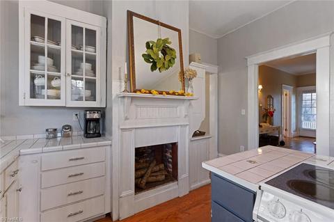 1103 Johnson St, High Point, NC 27262 photo 9