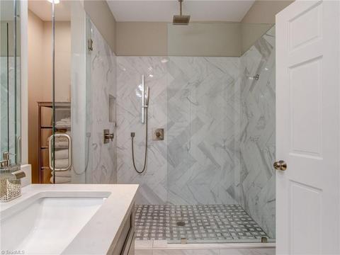1704 Heathgate Pt, High Point, NC 27262 photo 20