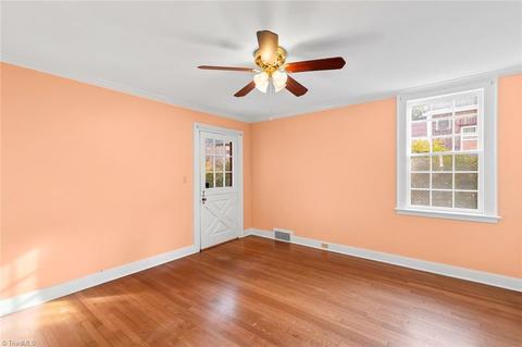 708 Brookside Dr, High Point, NC 27262 photo 9