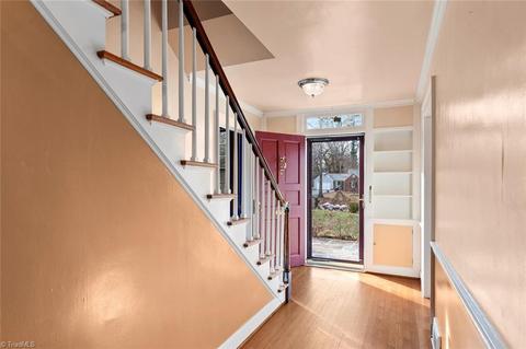 708 Brookside Dr, High Point, NC 27262 photo 2