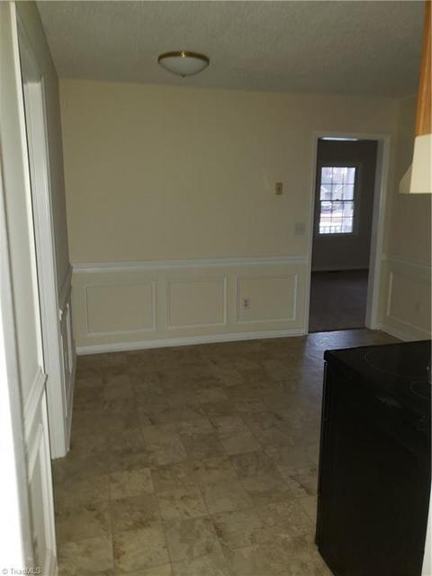 1607 Cedrow Dr, High Point, NC 27260 photo 14