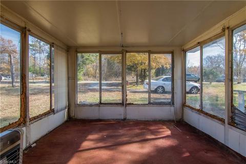 5273 Darr Rd, Trinity, NC 27370 photo 3