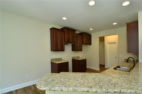 140 Ascender Dr, King, NC 27021 photo 7