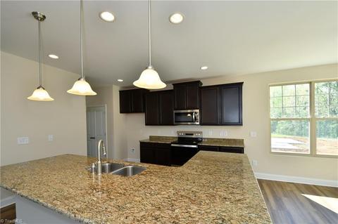 132 Ascender Dr, King, NC 27021 photo 8
