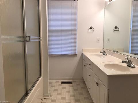 200 Pineridge Dr, High Point, NC 27262 photo 19