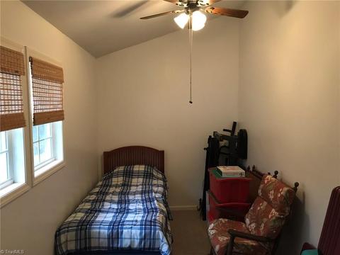 200 Pineridge Dr, High Point, NC 27262 photo 22