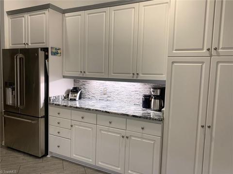 200 Pineridge Dr, High Point, NC 27262 photo 4