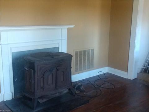 112 Wanda Rd, Madison, NC 27025 photo 8