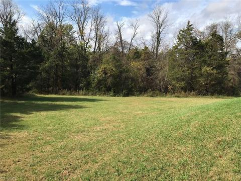 2920 Glen Echo Ct, High Point, NC 27265 photo 28