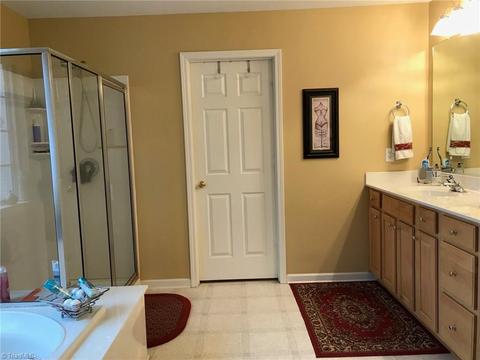 2920 Glen Echo Ct, High Point, NC 27265 photo 22