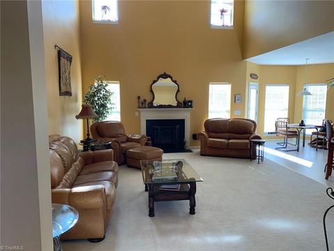 2920 Glen Echo Ct, High Point, NC 27265 photo 6