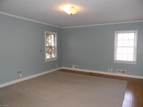 151 Circle Dr, Thomasville, NC 27360 photo 7
