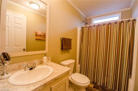 7375 Honeysuckle Dr, Hickory, NC 28602 photo 21