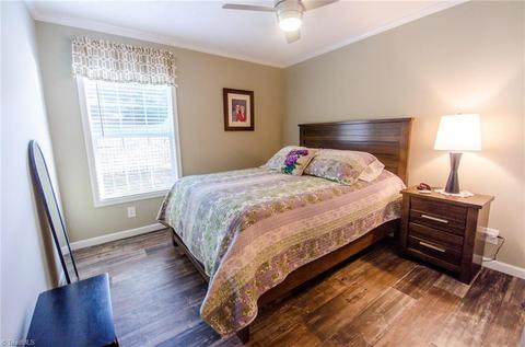 7375 Honeysuckle Dr, Hickory, NC 28602 photo 19