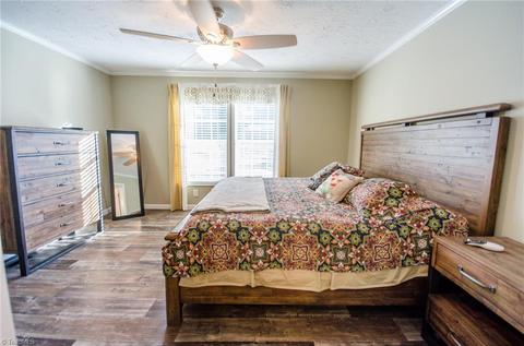 7375 Honeysuckle Dr, Hickory, NC 28602 photo 15