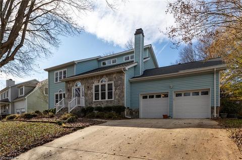 3229 Derby Cir, High Point, NC 27265 photo 2