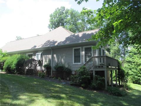 408 Deer Path, Eden, NC 27288 photo 2