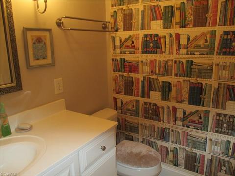 408 Deer Path, Eden, NC 27288 photo 22